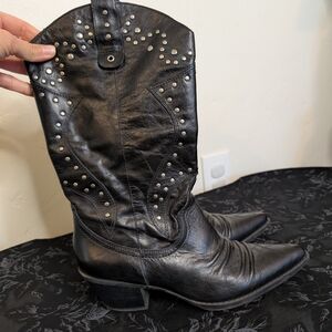 Reba by Justin W9.5 Black Studded Leather Western Cowboy Boots Pointed Toe 2" H